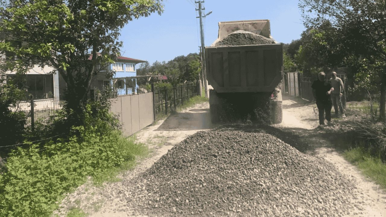 MUNCURLU KÖYÜ’NDE YOL KONFORU ARTIRILDI