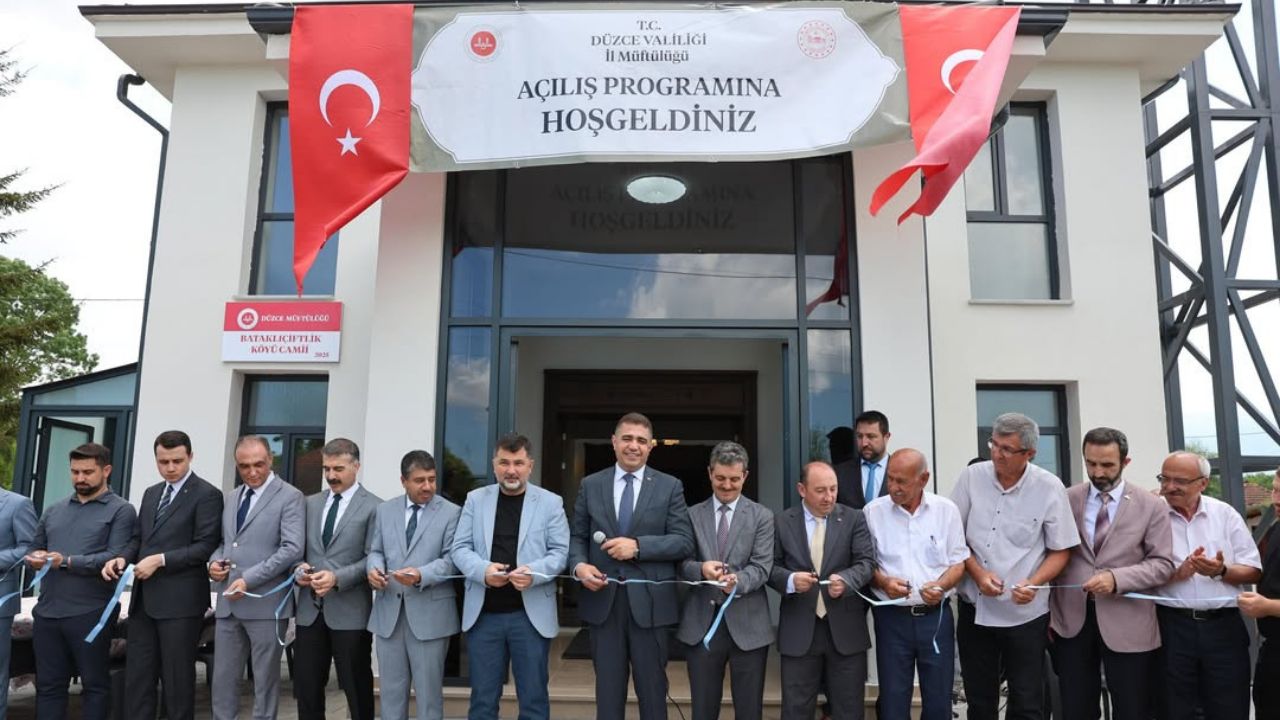 BATAKLI ÇİFTLİK KÖYÜ CAMİİ, DEPREM SONRASI YENİDEN İBADETE AÇILDI