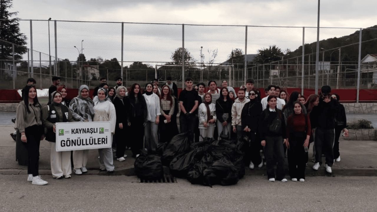 KAYNAŞLI’DA ”EL ELE TEMİZ BİR KAYNAŞLI İÇİN” PROJESİYLE ÇEVRE TEMİZLİĞİ