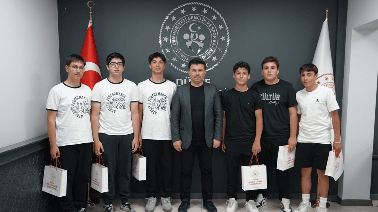 TÜRKİYE ÜÇÜNCÜLERİNDEN MÜDÜR YAZICI’YA ZİYARET