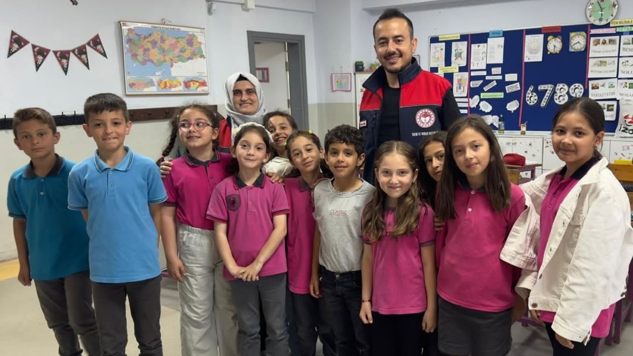 GÖLYAKA’DA MİNİKLER SÜTÜ VE GIDA GÜVENLİĞİNİ ÖĞRENİYOR