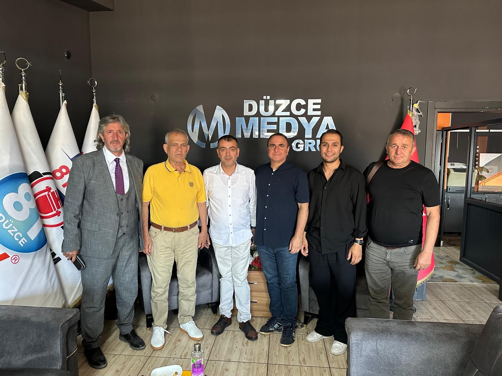 TÜRKİYE GAZETECİLER FEDERASYONU’NDAN DÜZCE’YE ZİYARET