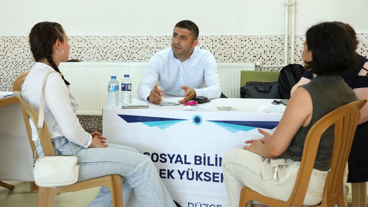 Düzce Üniversitesi Tanıtım Günleri Başarıyla Tamamlandı