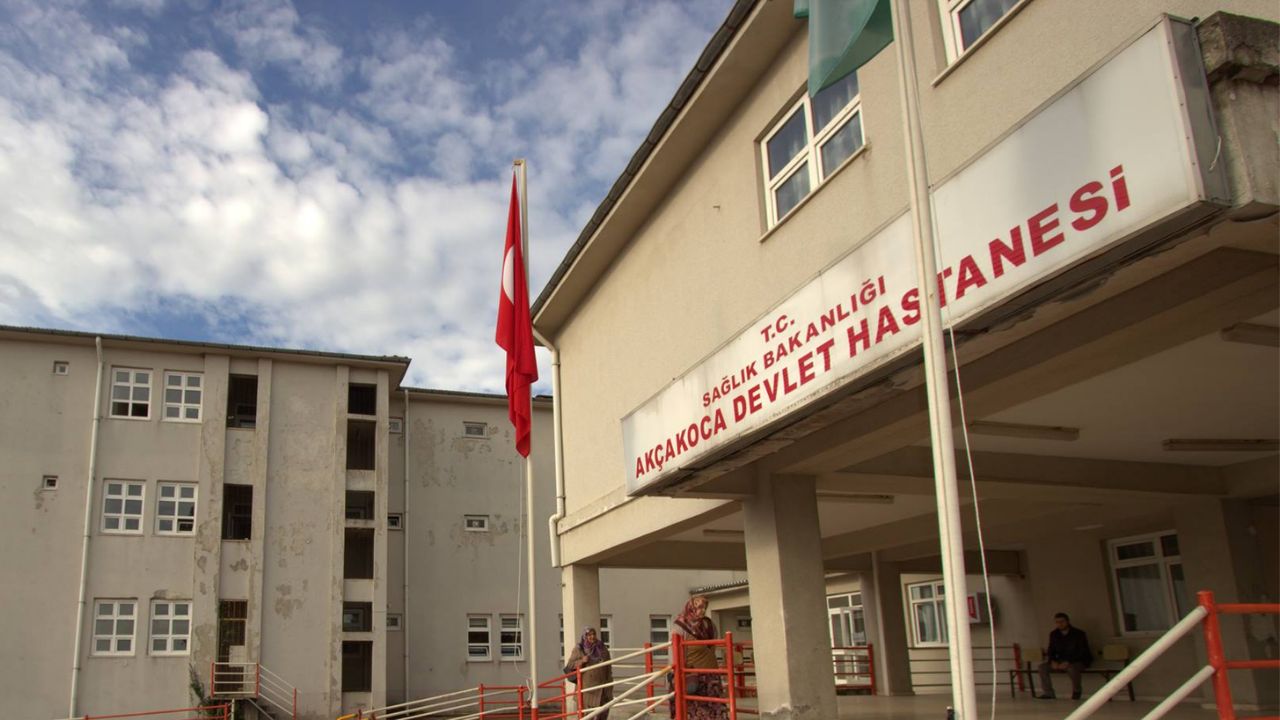 Akçakoca Devlet Hastanesi Kadrosunu Güçlendiriyor