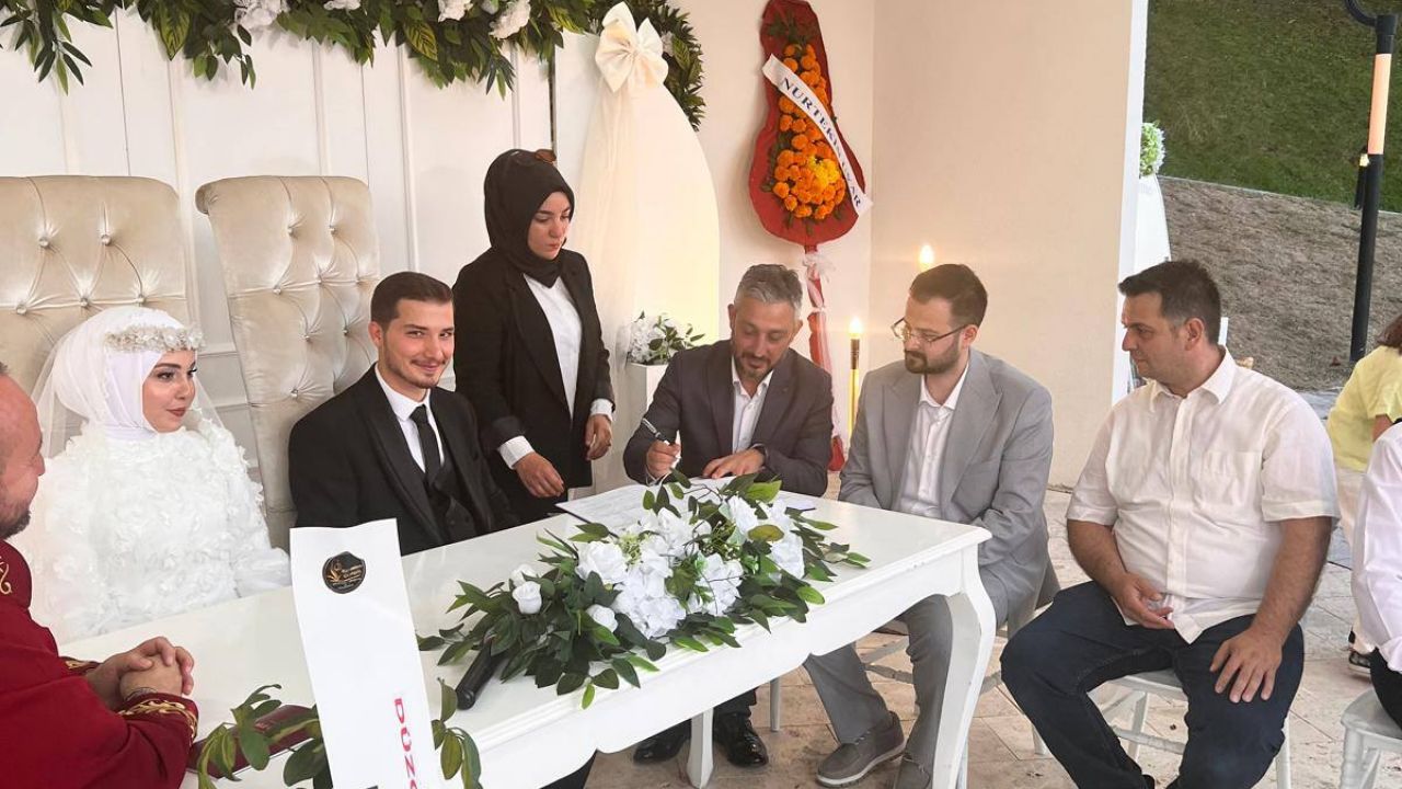 Abdülkadir Çelik ve Esra Gül’ün Nikahında Muhammed Doğan Kaya Şahitlik Etti