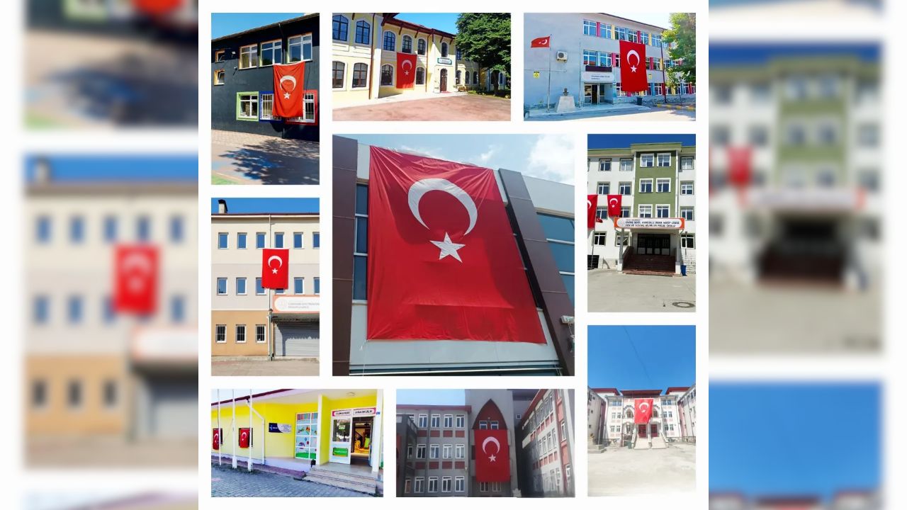 Düzce’de Okullar Bayraklarla Donatıldı