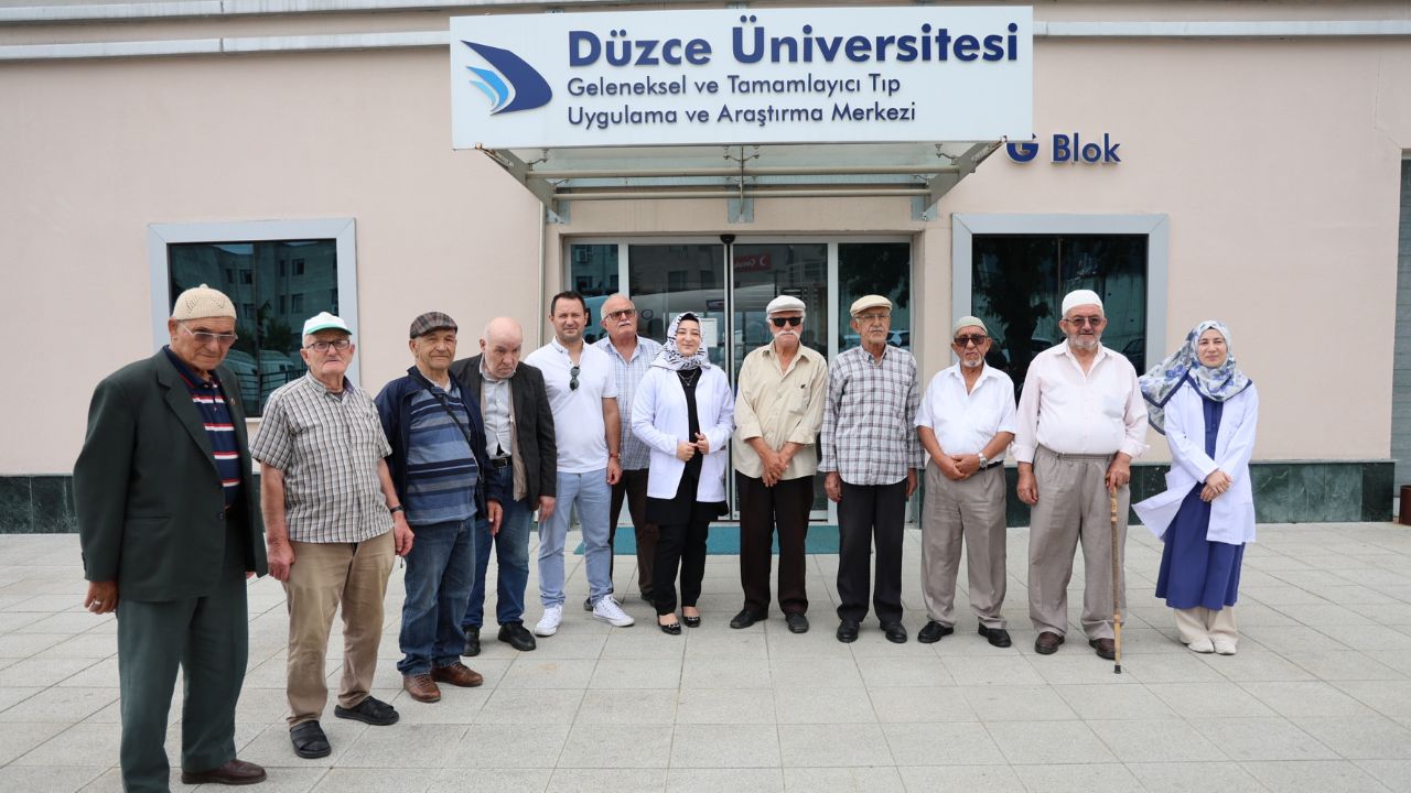 Huzurevi Sakinlerinden Düzce Üniversitesi’e Anlamlı Ziyaret