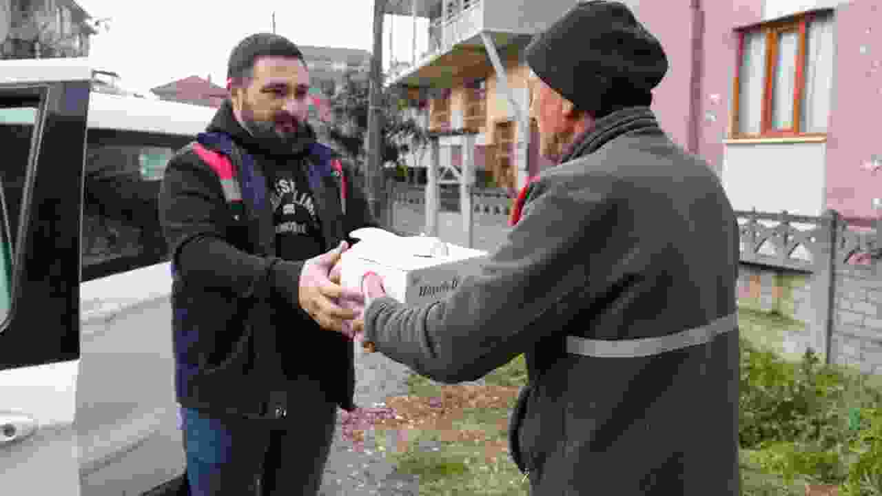 Düzce Belediyesi’nden İhtiyaç Sahiplerine Destek Eli
