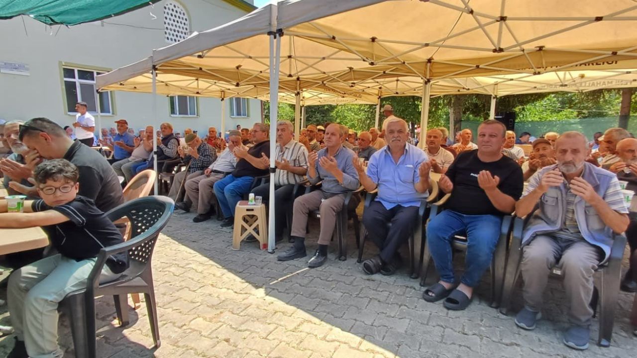 Mısırlık’ta Dualar Yükseldi, Kaymakam Sönmezel Halkla Buluştu