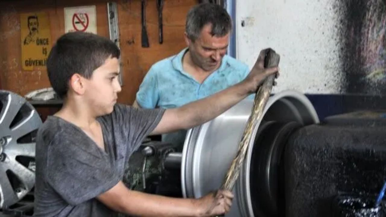 Düzce Esnafı Okulların Tatil Olmasının Ardından Destek Bekliyor