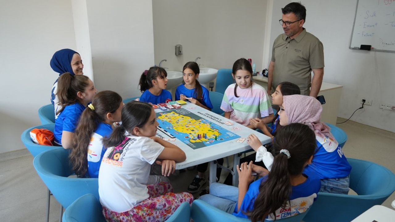 Bahçeşehir Gençlik Merkezi’nde Yaz Okulu’na Yoğun İlgi