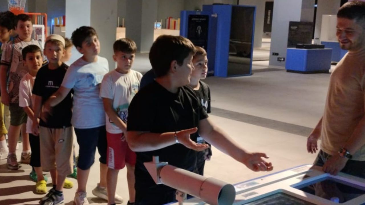 Yaz Kur’an Kursu Öğrencileri Düzce Bilim ve Sanat Merkezi’ni Gezdi