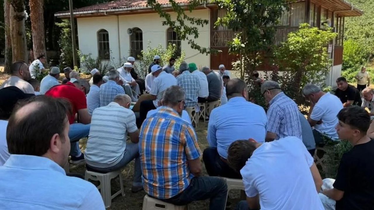 Akçakoca’da Cümle Mevlidi Maneviyatla Yoğruldu