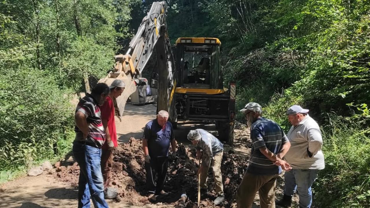Kaynaşlı’da Altınköy ve Çatalçam Köylerinde Su Arızaları Giderildi