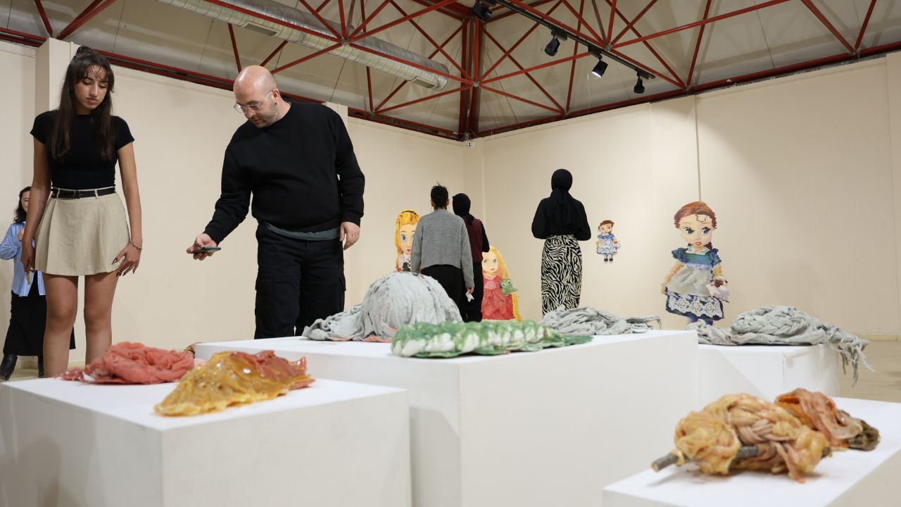 ”Çocukluk Düşleri” Kişisel Sergisi Sanatseverlerle Buluştu