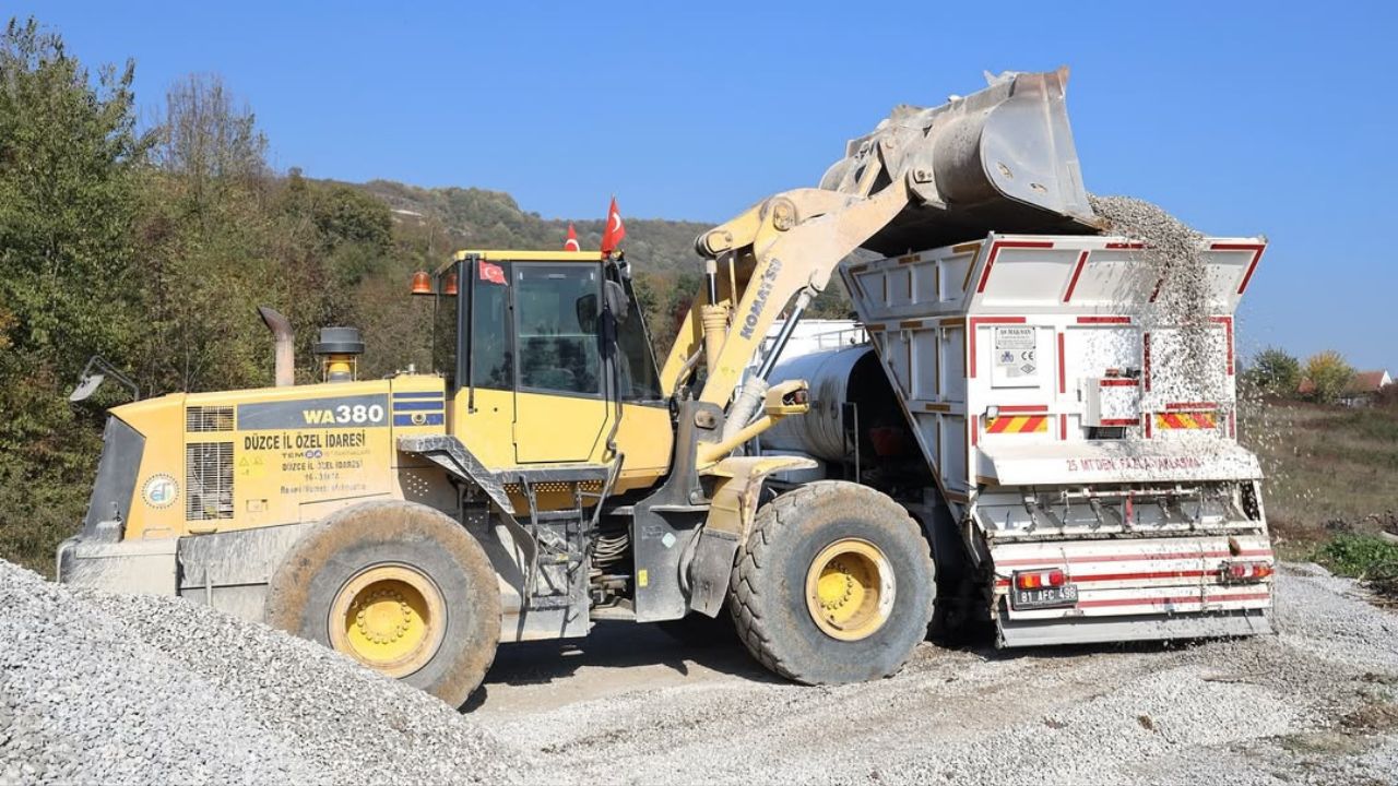 Kafyayla Köyü Yolları Soğuk Asfaltla Yenilendi
