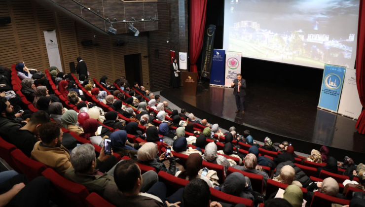 Düzce Üniversitesi’nde “Gazze Üzerine Düşünceler” Konferansı Büyük İlgi Gördü