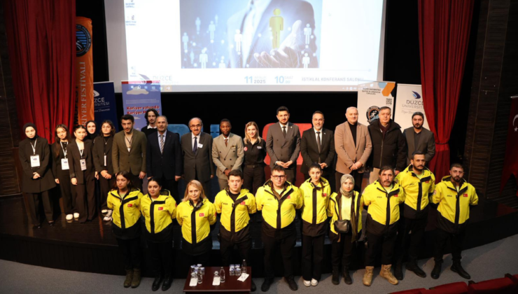 Kamufest’te Düzce Üniversitesi Öğrencileri ile Kamu Sektörünü Buluştu