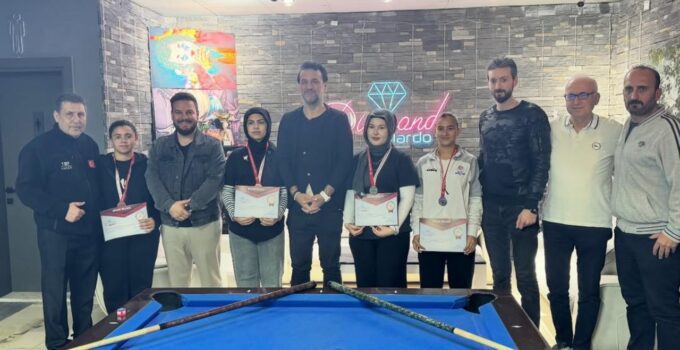 Genç Bilardocular Düzce’de Kıyasıya Yarıştı