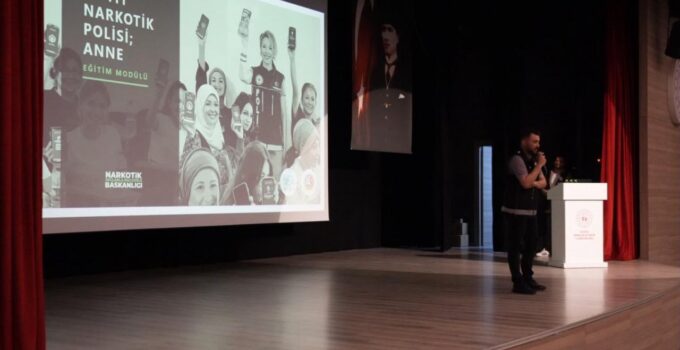 Düzce’de Personel ve Öğrencilere Güvenlik Eğitimi Verildi