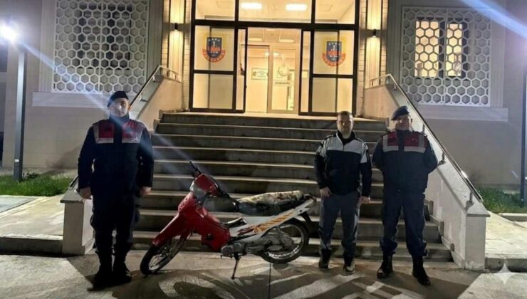 Düzce’de 13 Yıllık Hırsızlık Aydınlatıldı: Çalınan Motosiklet Sahibine Teslim Edildi